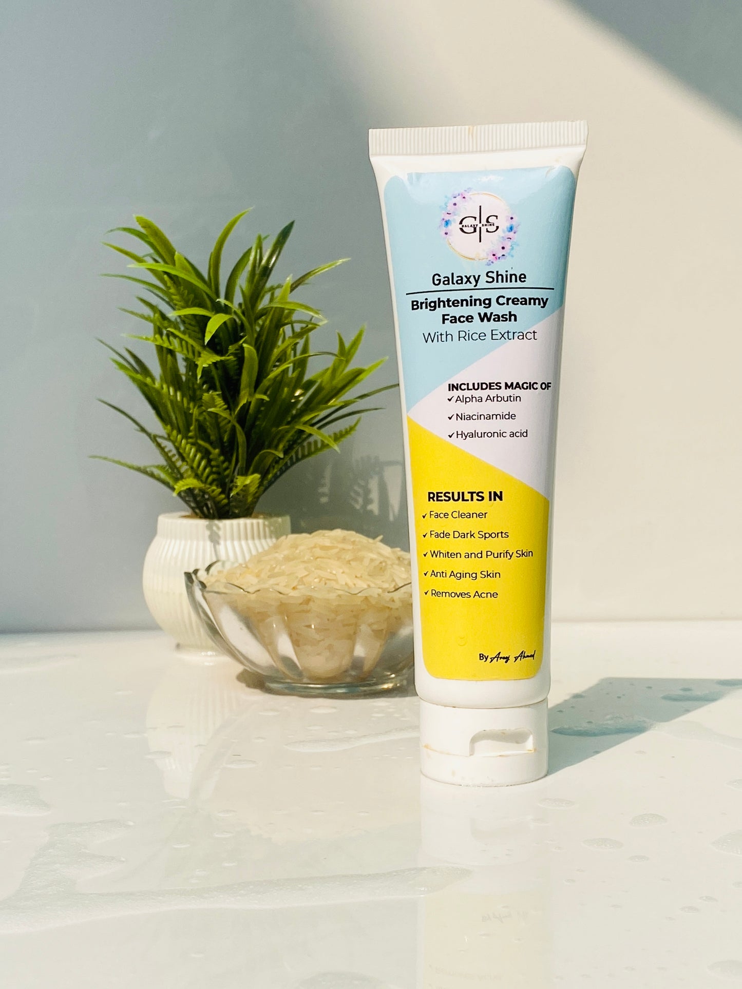 Brightening Creamy Facewash with Rice Extract