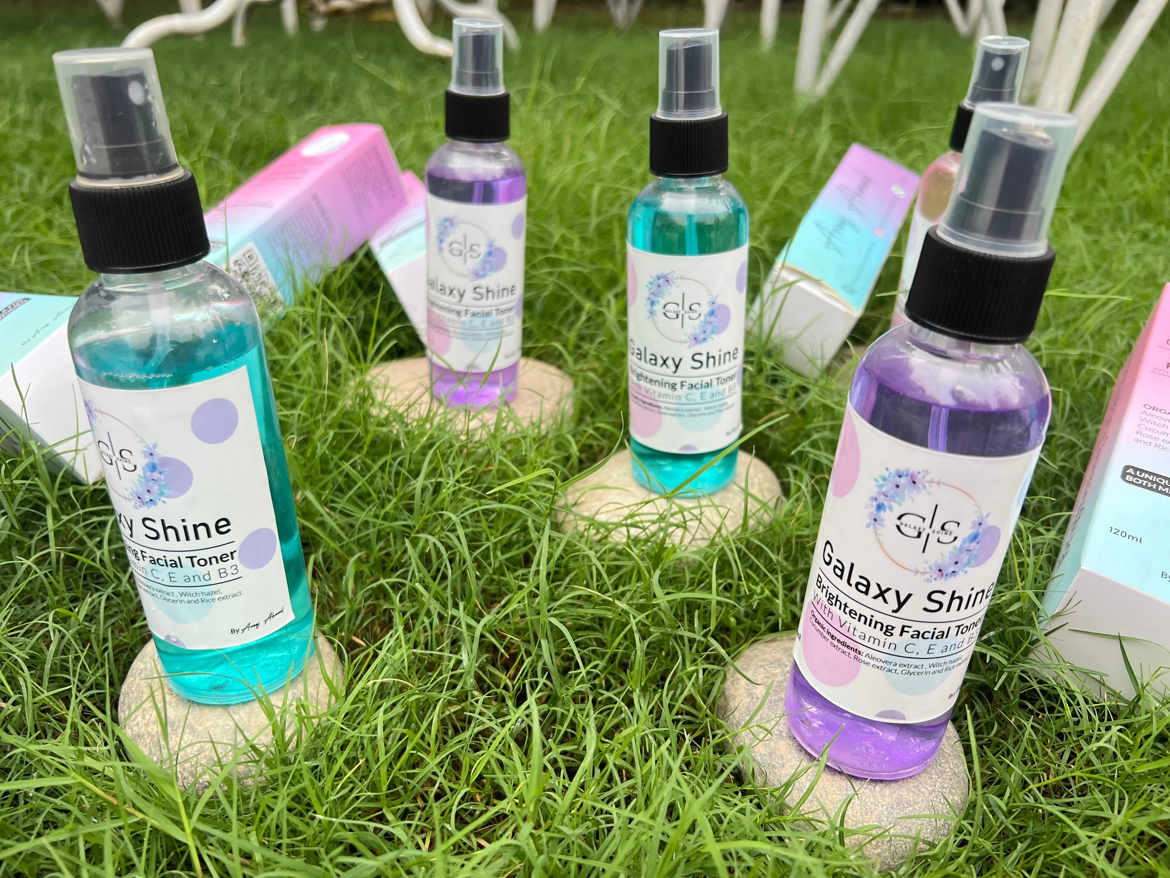 Face Brightening Toner with Niacinamide