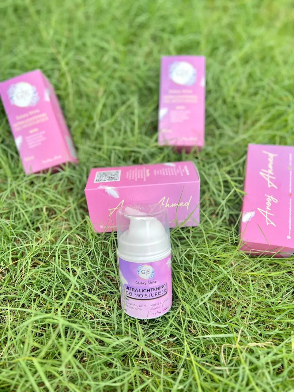 Ultra Lightening Gel Moisturiser & Primer